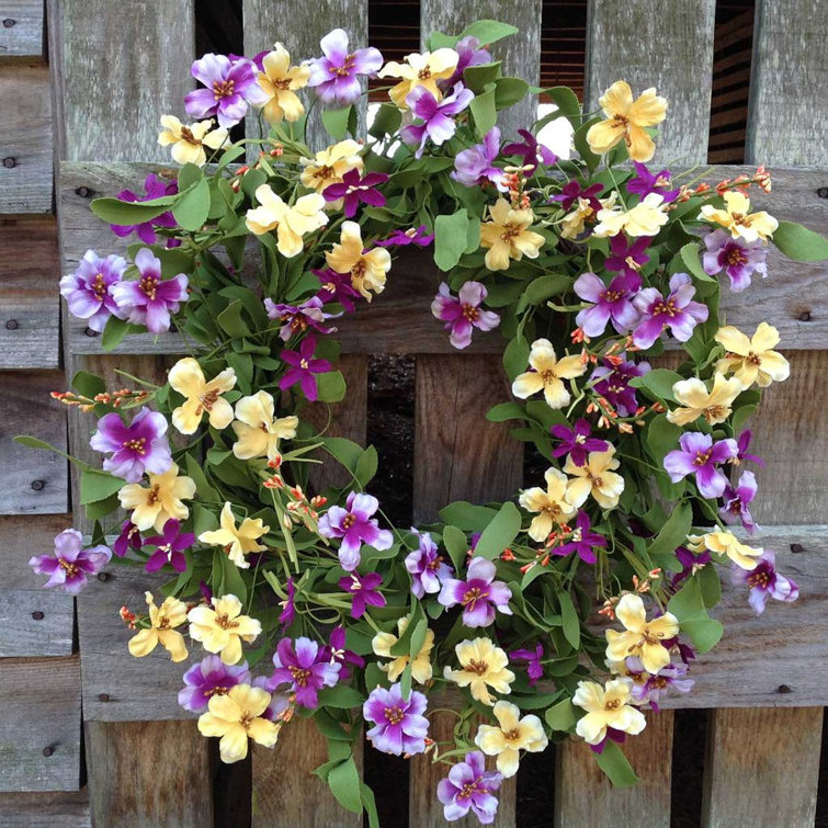 August Grove® Fresh 24" Picked Pansy Wreath & Reviews Wayfair